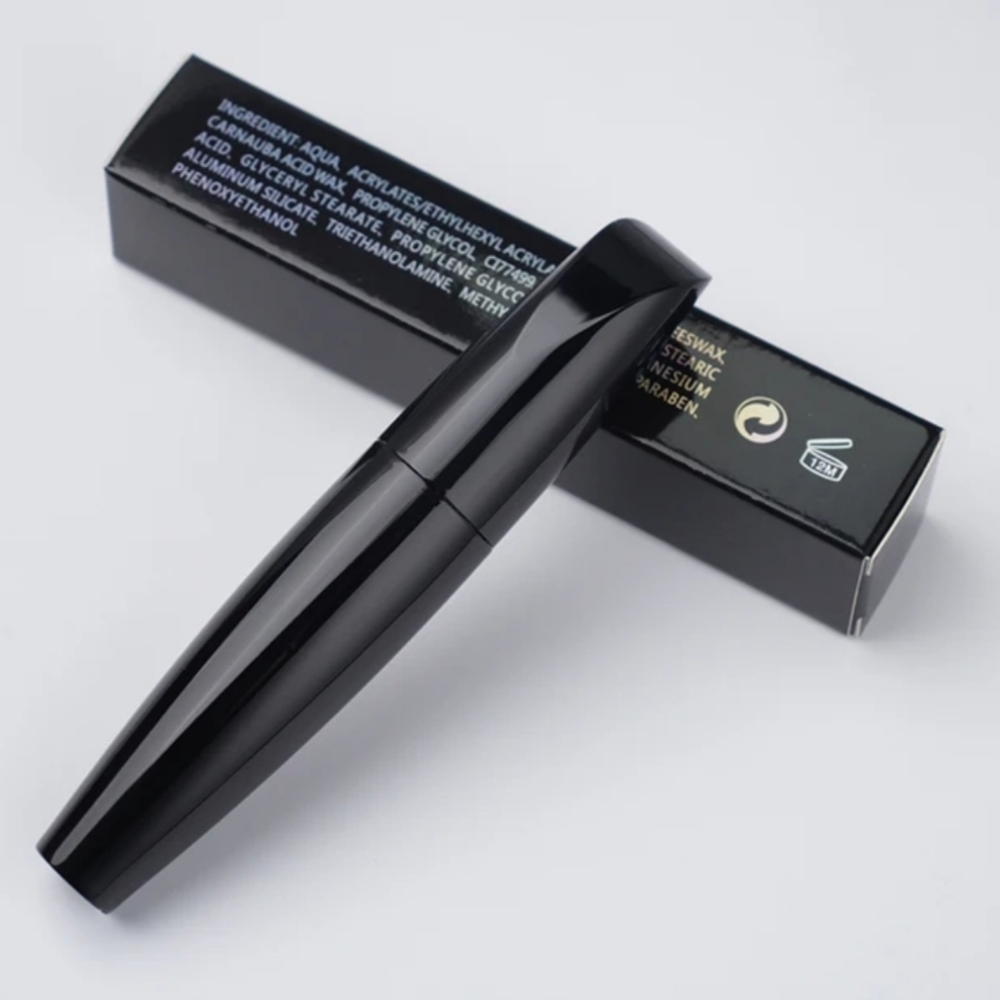 Mascara - Picture 4 of 11